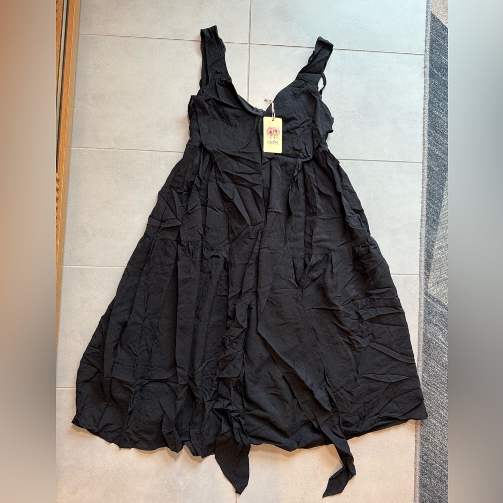Entro Black Sleeveless Maxi Sundress
